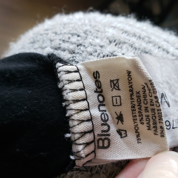 NWOT Fit and Flare Long-sleeve Knee-length Dress Size M - Picture 3 of 5